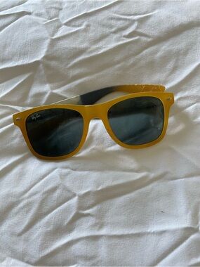 Vintage RayBan Wayfarers Sunglasses
